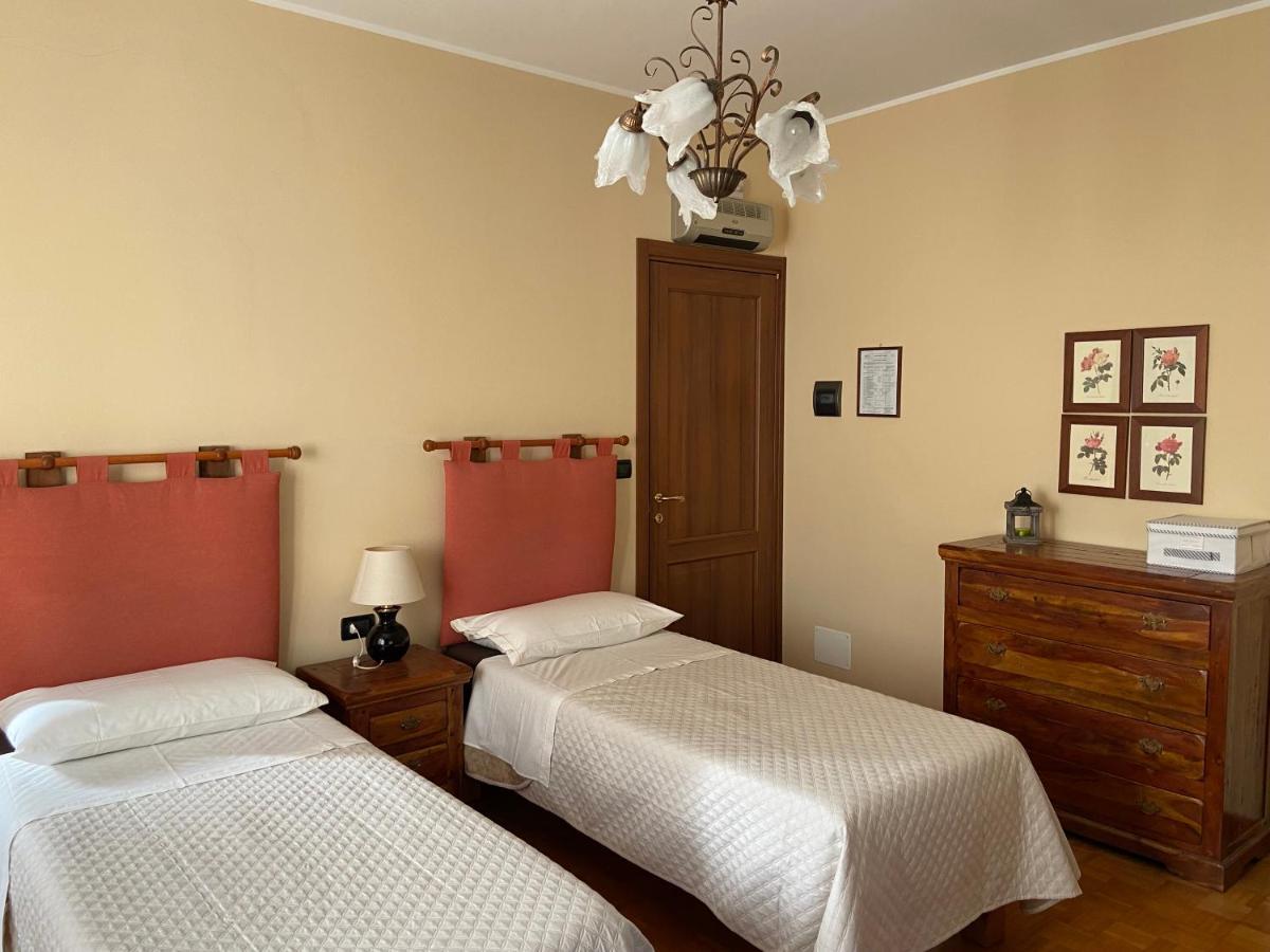 수사 La Via Del Sole B&B 외부 사진
